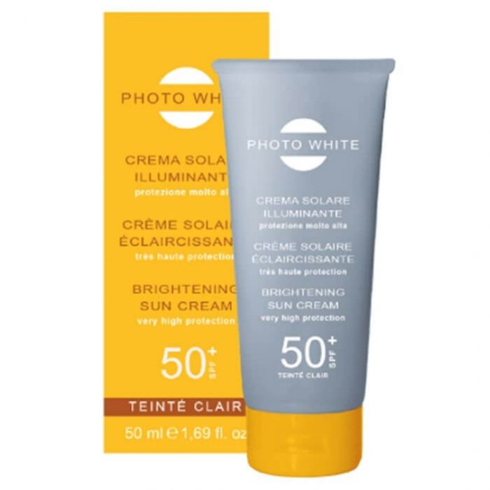 M&D PHOTOWHITE CRÈME SOLAIRE TEINTÉE CLAIRE ECLAIRICISSANTE SPF 50+ 50ML