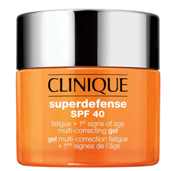 CLINIQUE SUPERDEFENSE spf 40