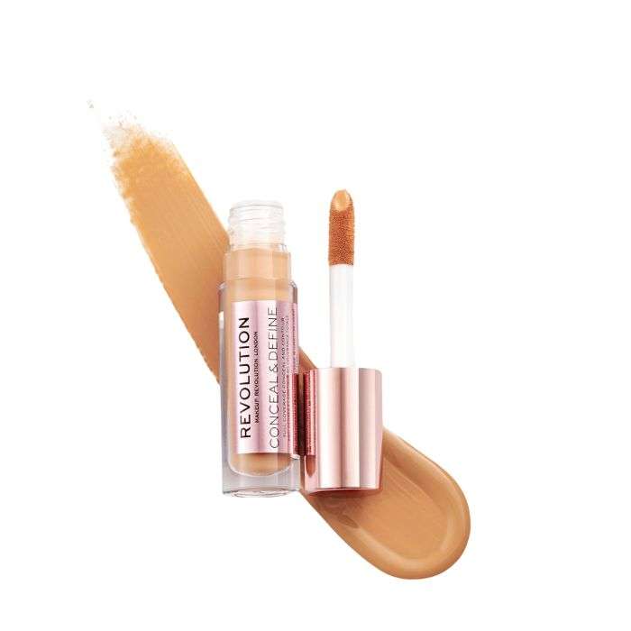 MAKEUP REVOLUTION REVOLUTION ANTI CERNE ET CONTOUR COUVRANCE TOTALE