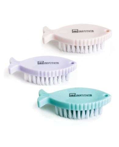 IDC INSTITUTE BROSSE A ONGLES
