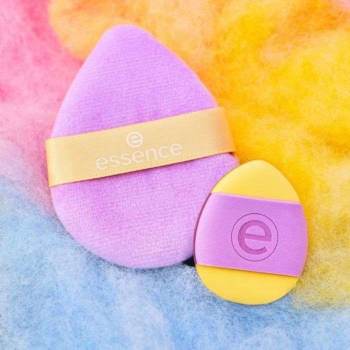 ESSENCE WHAT THE FLUFF POWDER PUFF 2 PIECES