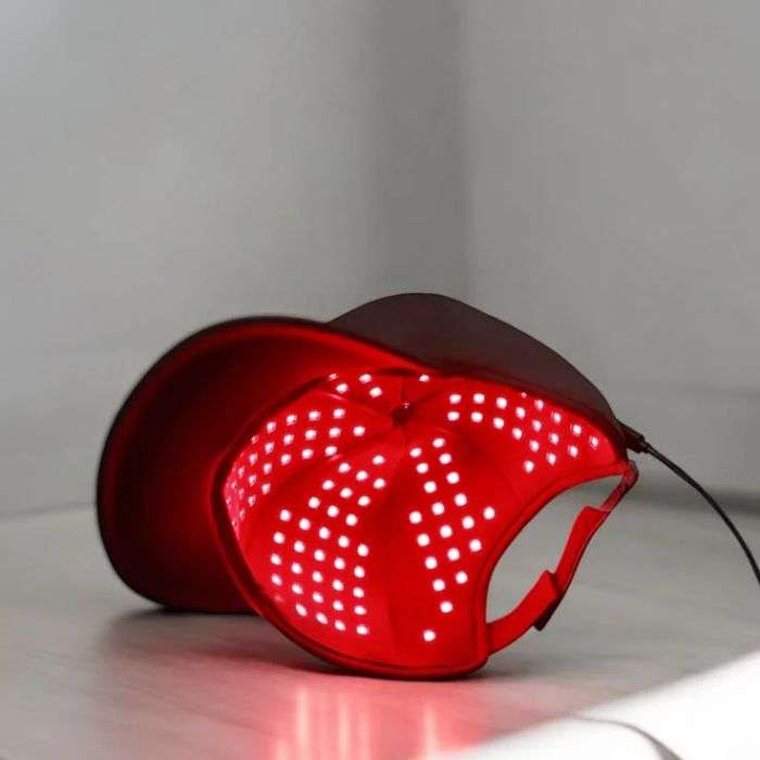 SKINGLOW RED LIGHT THERAPY HAT